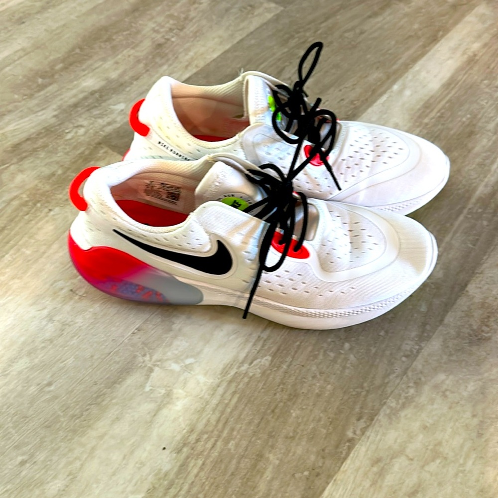 Nike joyride – women’s size 9 – like new condition!